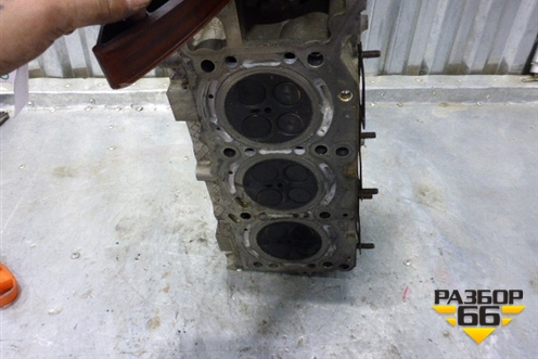 Головка блока цилиндров левая (в сборе 3.0л TDI) (A6420100721) для Mercedes Benz V-Klass Vito/Viano W 639 с 2003-2014г (В Вито/Виано)