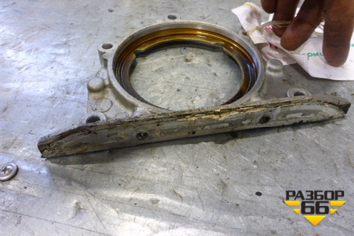 Крышка коленвала задняя (1.6л 4G18) для Mitsubishi Lancer-9  с 2003-2008г (Лансер)