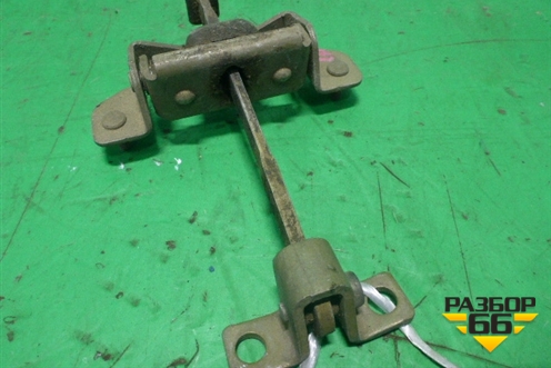 Ограничитель двери левой  (1930649) для Scania 5 R Series с 2004-2016г