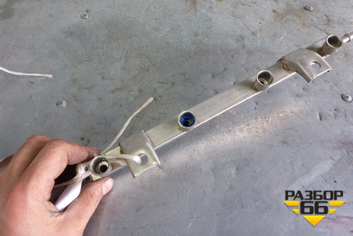 Рейка топливная рампа (1.5л JL4G15) для Geely Emgrand (EC7) с 2009-2016г (Эмгранд)