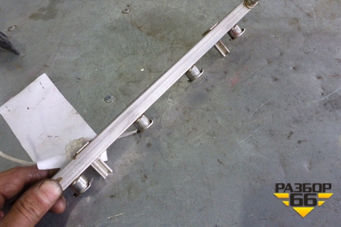 Рейка топливная рампа для Chery QQ6(S21) с 2008г (Ку Ку 6)