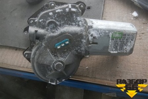 Моторчик стеклоочистителя задний для Peugeot 1007 с 2005г