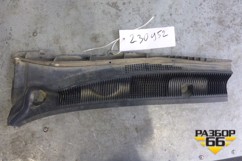 Решетка стеклоочистителей левая для Mazda Mazda 6 (GG) с 2002-2007г