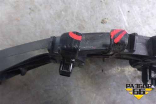 Кронштейн заднего бампера правый (под фонарь) (5215548030) для Lexus RX 300 c 2009-2015г (РХ)