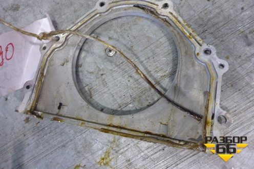 Крышка коленвала задняя (1138120010) для Lexus RX 300/330/350 с 2003-2009г (РХ)