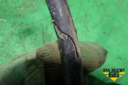 Трос стояночного тормоза (центральный) для Nissan Teana (J31) с 2003-2008г (Теана)