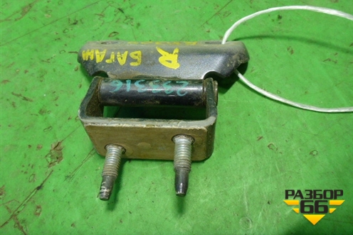 Петля двери багажника (6881048010) для Lexus RX 300/330/350 с 2003-2009г (РХ)