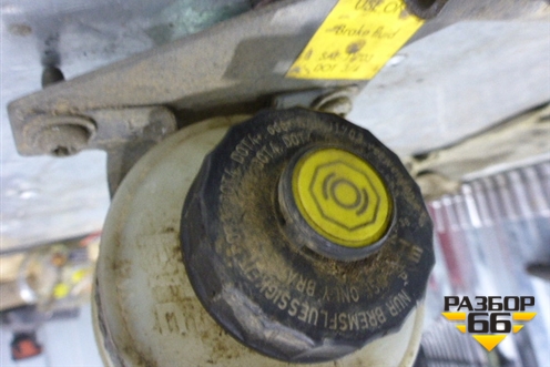 Бачок тормозной  (с кронштейном) для Scania 4 Series с 1995-2005г