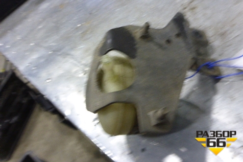 Бачок тормозной  (с кронштейном) для Scania 4 Series с 1995-2005г