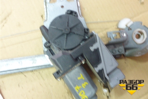 Стеклоподъёмник электрический задний левый для Peugeot 307 с 2001-2007г