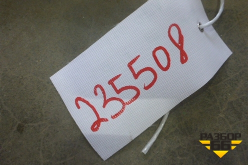 Накладка двери передней правой (новая) (39885604) для Volvo V70 с 2007г (В70)