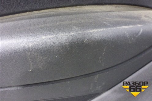 Обшивка салона боковая правая (3х дверный кузов) для Fiat Grande Punto с 2005г (Гранде Пунто)