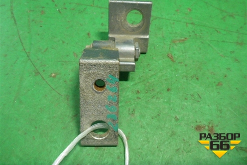 Петля двери передней левой верхняя (51769744) для Fiat Grande Punto с 2005г (Гранде Пунто)