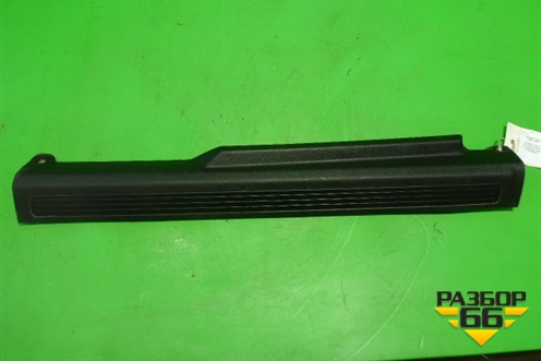 Накладка порога внутренняя левая (3х дверный кузов) (735346029) для Fiat Grande Punto с 2005г (Гранде Пунто)