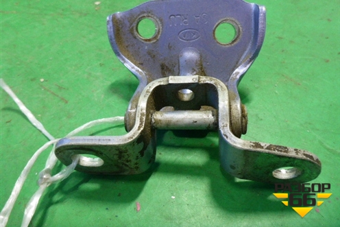 Петля двери задней левой верхняя (7933007000) для Kia Picanto с 2005-2011г (Пиканто 1)