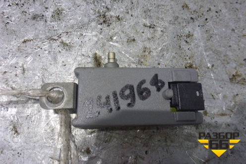 Антенна электрическая (усилитель) (7L6035577) для Volkswagen Touareg c 2002-2010г (Туарег)