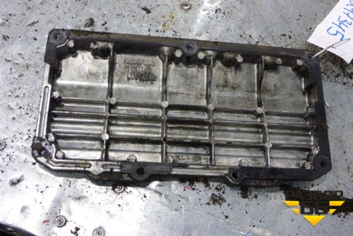 Крышка блока цилиндров (рокерного вала DC1103) (1420745) для Scania 5 R Series с 2004-2016г