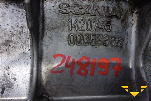 Крышка блока цилиндров (рокерного вала DC1103) (1420745) для Scania 5 R Series с 2004-2016г