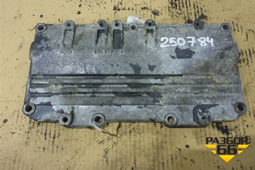Крышка блока цилиндров (рокерного вала DC1107) (1420745) для Scania 5 R Series с 2004-2016г