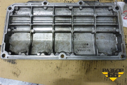 Крышка блока цилиндров (рокерного вала DC1107) (1420745) для Scania 5 R Series с 2004-2016г