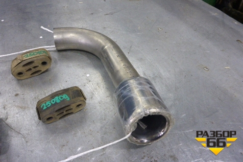 Насадка на глушитель (новая комплект) (18309806429) для Mini Countryman R60 с 2010г (Кантримен)