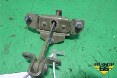 Ограничитель двери левой  (1930649) для Scania 5 R Series с 2004-2016г