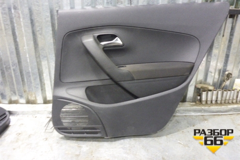 Обшивка двери задней правой под электрику (6RU867212) для Volkswagen Polo (седан) с 2010г (Поло)