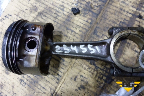 Поршень с шатуном (1.6л NFU10FX) для Peugeot Partner Tepee с 2008г (Партнер Типпи)