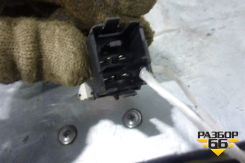 Кнопка аварийной сигнализации (1K0953509A) для Volkswagen Jetta с 2005-2011г (Джетта)