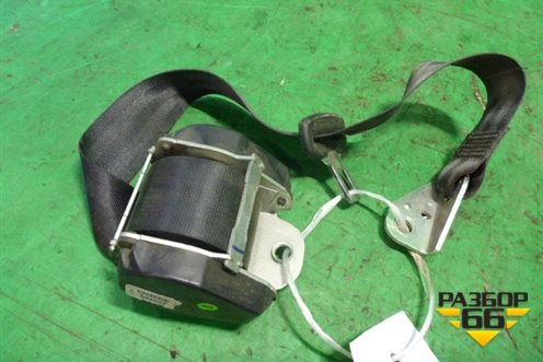 Ремень безопасности задний правый (1K5857806B) для Volkswagen Jetta с 2005-2011г (Джетта)