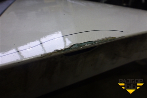 Дверь передняя правая (3B4831052BE) для Volkswagen Passat (B5) с 1996-2005г (Пассат Б5)