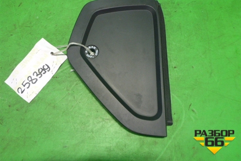 Накладка на торпедо (правая боковая) (7L5857176D) для Porsche Cayenne с 2003-2010г (Каен)