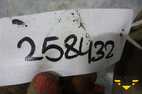 Кулак задний левый (4.8л) для Porsche Cayenne с 2003-2010г (Каен)