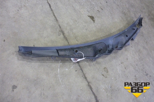 Решетка стеклоочистителей (A2128301013) для Mercedes Benz E-Klass W212 с 2009-2016г (Е)