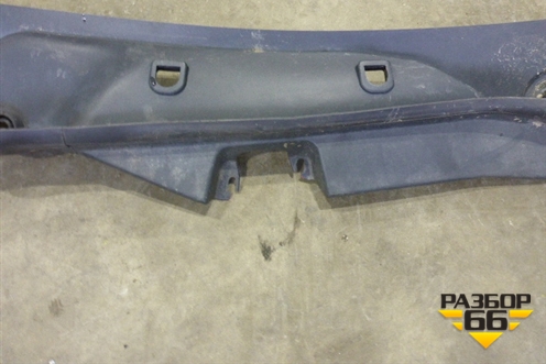 Решетка стеклоочистителей (A2128301013) для Mercedes Benz E-Klass W212 с 2009-2016г (Е)