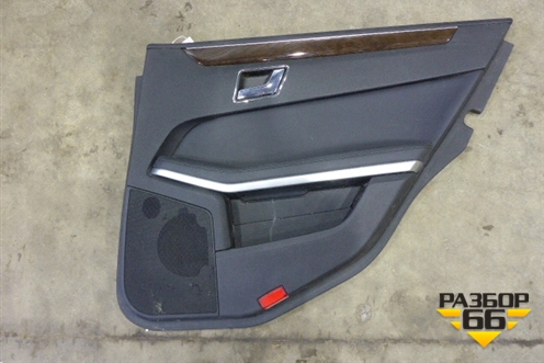 Обшивка двери задней правой под электрику (седан) для Mercedes Benz E-Klass W212 с 2009-2016г (Е)