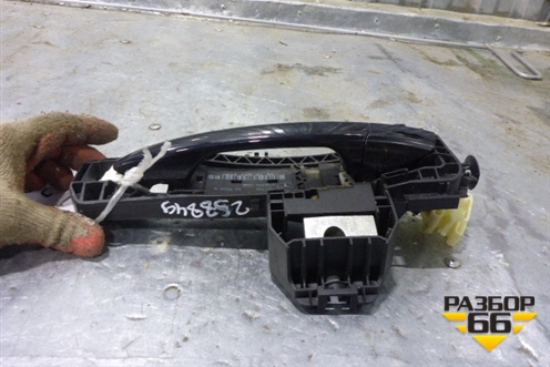 Ручка наружная двери задней левой (A2047602134) для Mercedes Benz E-Klass W212 с 2009-2016г (Е)