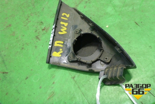 Накладка двери передней правой уголок (A2127200248) для Mercedes Benz E-Klass W212 с 2009-2016г (Е)