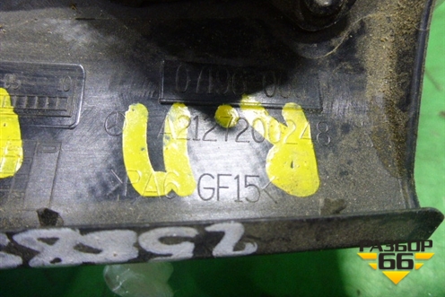 Накладка двери передней правой уголок (A2127200248) для Mercedes Benz E-Klass W212 с 2009-2016г (Е)