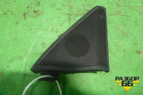 Накладка двери передней правой уголок (A2127200248) для Mercedes Benz E-Klass W212 с 2009-2016г (Е)