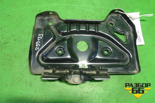 Площадка под аккумулятор (A2126200018) для Mercedes Benz E-Klass W212 с 2009-2016г (Е)