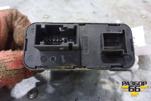 Блок электронный (корректора фар) (6H5213K031AG) для Land Rover Freelander 2 с 2007г (Фрилендер)