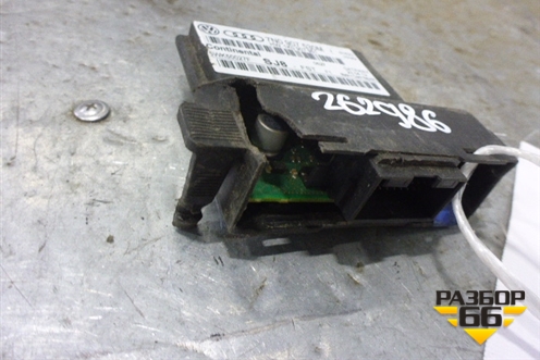 Блок электронный (диагностический интерфейс шин) (7N0907530M) для Skoda Yeti с 2009г (Етти)