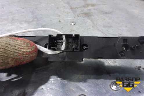 Модуль кнопок (13100105) для Opel Astra H с 2004-2015г (Астра Аш)