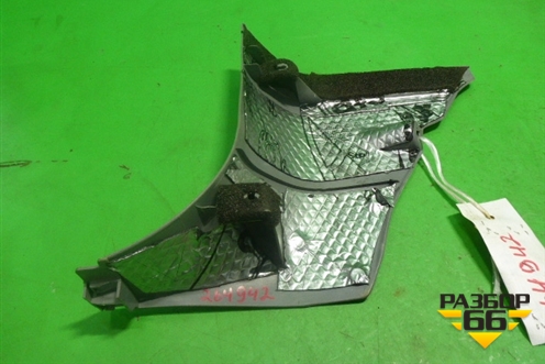 Накладка порога внутренняя переднего правого (передняя часть) (679130K010) для Toyota Hilux с 2005-2015г (Хайлюкс)