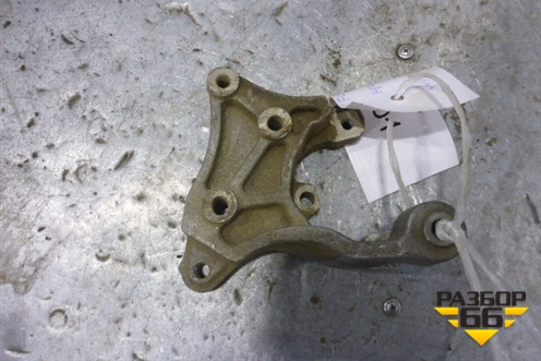 Кронштейн ролика для Chery Fora(A21) с 2006г (Фора)