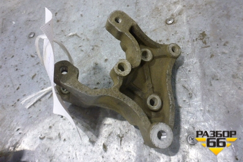 Кронштейн ролика для Chery Fora(A21) с 2006г (Фора)