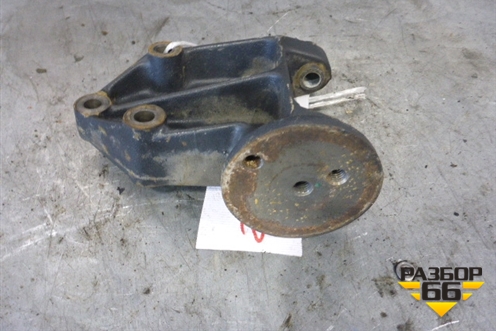 Кронштейн генератора для Iveco Stralis с 2007г (Стралис)