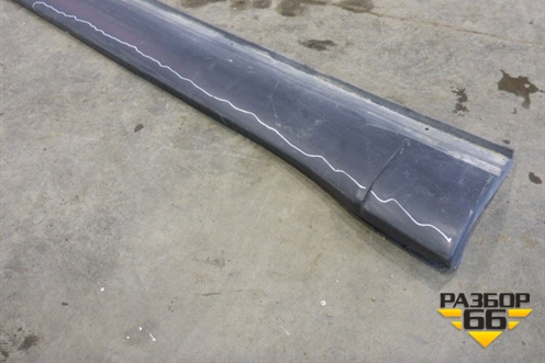 Накладка на порог наружная правая (5ти дверный кузов) (7405A090) для Mitsubishi Pajero/Montero с 2007г (Паджеро 4/Монтеро)