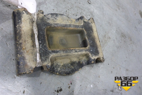 Проставка передней рессоры (81413350129) для MAN TGA 4-Series  с 2000-2008г (ТГА)